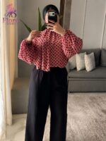 ⁦بلوزة بولكا إليجانس – Polka Elegance Blouse⁩ - الصورة ⁦4⁩
